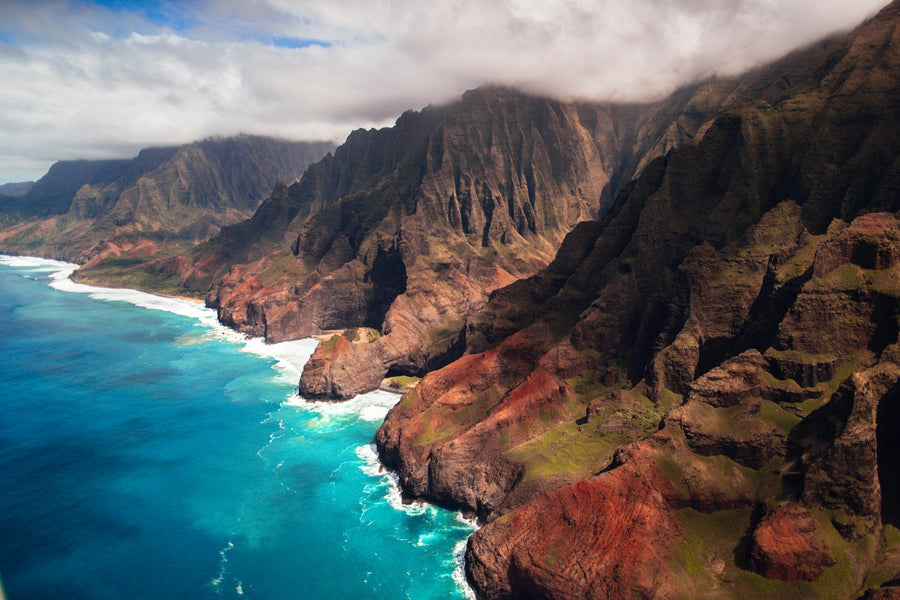 Mountain ridges above the ocean, Kauaʻi